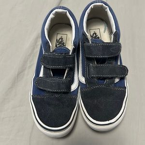 Boys vans size 2.5